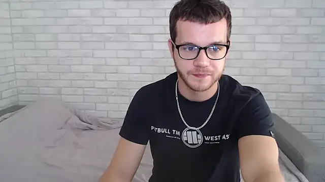 Alexxx horny online show from September 30, 2025, 7:57 am