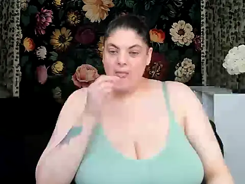 Exotic-Melons online show from June 6, 2026, 11:31 pm