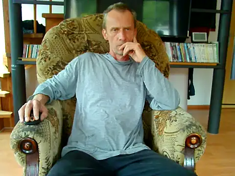 Snapshot of xxBareBabyxx chatting on October 6, 2025, 9:51 am xxBareBabyxx online show from October 6, 2025, 9:51 am