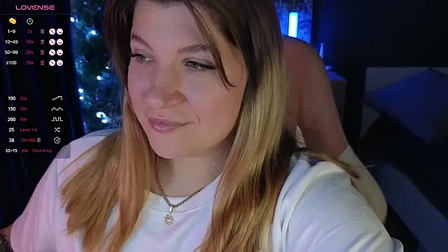 Snapshot of Fairy__Sofia chatting on December 19, 2024, 8:13 am Fairy Sofia online show from December 19, 2024, 8:13 am