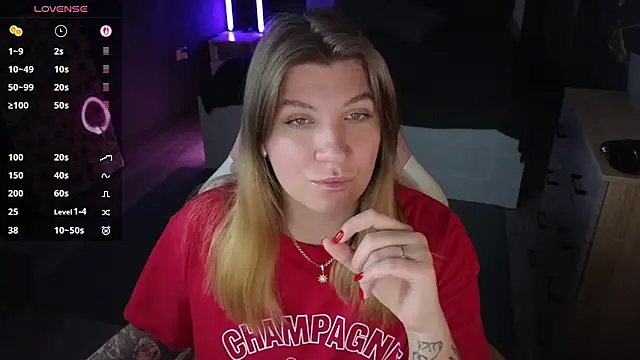 Snapshot of Fairy__Sofia chatting on March 4, 2025, 8:24 am Fairy Sofia online show from March 4, 2025, 8:24 am