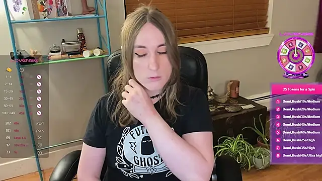 luluvaladon online show from January 21, 2025, 5:27 am