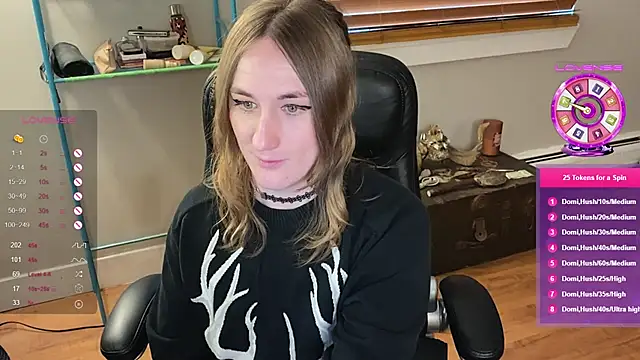 luluvaladon online show from February 11, 2025, 11:12 pm