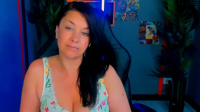 AnaMills online show from July 28, 2026, 2:13 pm