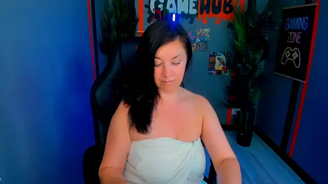 AnaMills online show from July 28, 2026, 3:21 pm