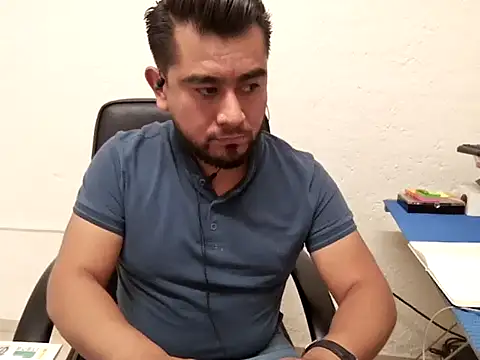 youmanhorny online show from June 2, 2026, 6:43 pm