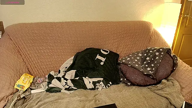 Snapshot of Wings_of_A_Butterfly chatting on February 6, 2026, 11:52 pm Wings of A Butterfly online show from February 6, 2026, 11:52 pm