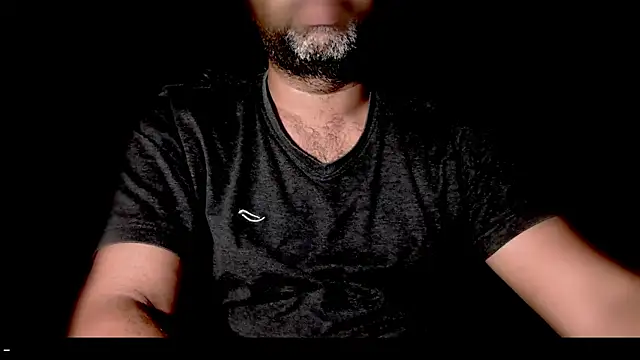  x rated  online show from May 13, 2026, 4:37 pm
