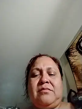Snapshot of THEBEDroomdoOR chatting on February 6, 2026, 1:25 pm THEBEDroomdoOR online show from February 6, 2026, 1:25 pm
