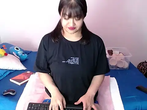 liseth 01hot online show from January 11, 2026, 10:20 am