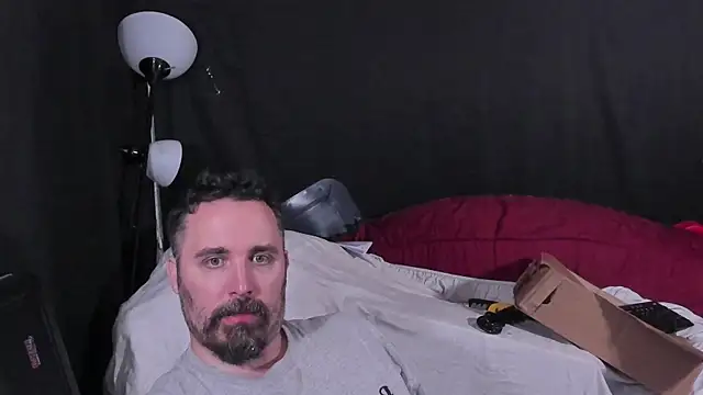 Metalstud online show from May 1, 2026, 5:34 am