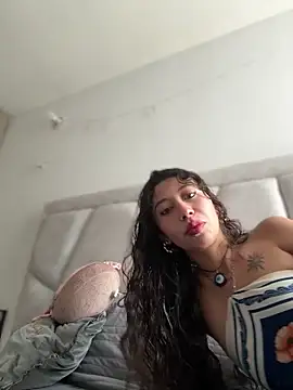 vaneelee online show from March 15, 2026, 5:30 pm