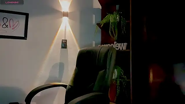 Snapshot of MarcellaGriffin chatting on June 11, 2026, 2:53 am MarcellaGriffin online show from June 11, 2026, 2:53 am