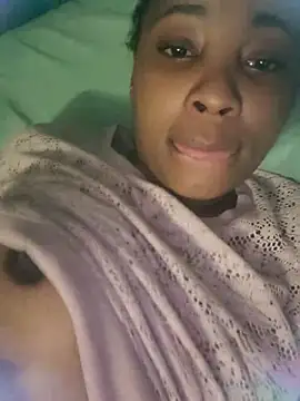 BlueberryDiamond online show from February 15, 2025, 6:12 pm