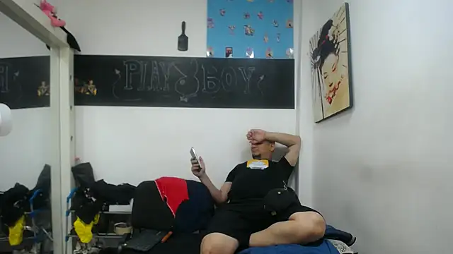 Meloncillo And BabyLiss online show from February 25, 2025, 5:19 am