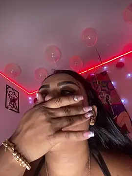 Snapshot of Emma_Brown_12 chatting on March 12, 2025, 9:13 pm Emma Brown 12 online show from March 12, 2025, 9:13 pm