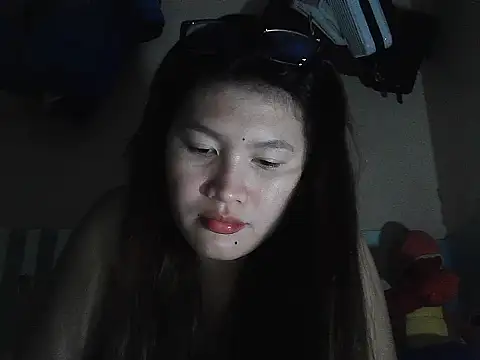 Snapshot of leamorena chatting on November 24, 2025, 3:12 pm leamorena online show from November 24, 2025, 3:12 pm