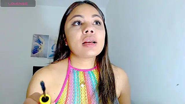 Snapshot of Kylie_loveee chatting on November 15, 2025, 2:46 pm Kylie loveee online show from November 15, 2025, 2:46 pm