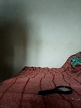 tarra122 online show from February 16, 2026, 2:46 pm