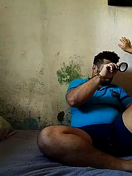 Snapshot of tarra122 chatting on June 18, 2026, 5:28 pm tarra122 online show from June 18, 2026, 5:28 pm