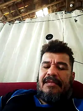 Snapshot of tarra122 chatting on July 27, 2026, 5:31 pm tarra122 online show from July 27, 2026, 5:31 pm