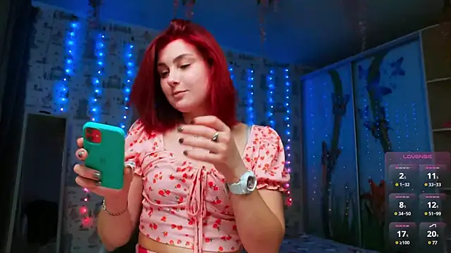 Snapshot of SmokyRose chatting on January 18, 2025, 11:54 am SmokyRose online show from January 18, 2025, 11:54 am