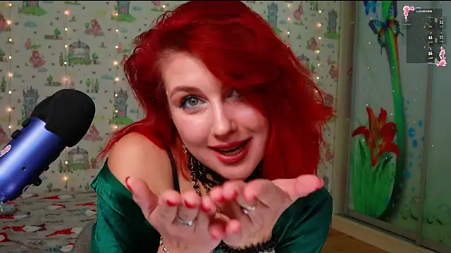 Snapshot of SmokyRose chatting on September 27, 2025, 2:44 pm SmokyRose online show from September 27, 2025, 2:44 pm