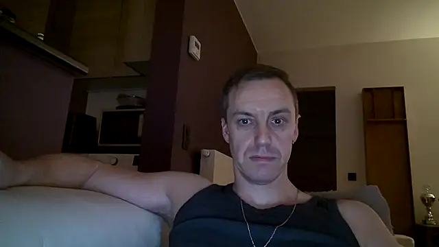 Snapshot of ploki2180 chatting on February 6, 2025, 6:13 pm ploki2180 online show from February 6, 2025, 6:13 pm