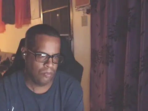 thesugar32 online show from October 2, 2025, 2:18 am