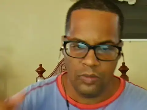 thesugar32 online show from November 6, 2025, 12:39 pm