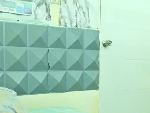 thesugar32 online show from January 16, 2026, 3:38 pm