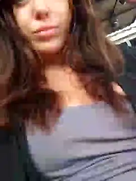 Snapshot of LilliThelo chatting on December 8, 2024, 3:13 pm LilliThelo online show from December 8, 2024, 3:13 pm