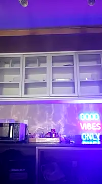 Snapshot of LilliThelo chatting on March 11, 2025, 10:07 am LilliThelo online show from March 11, 2025, 10:07 am