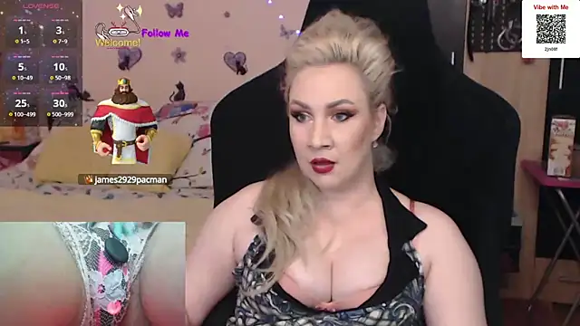 Snapshot of MissLexyGold chatting on January 12, 2025, 3:25 pm MissLexyGold online show from January 12, 2025, 3:25 pm