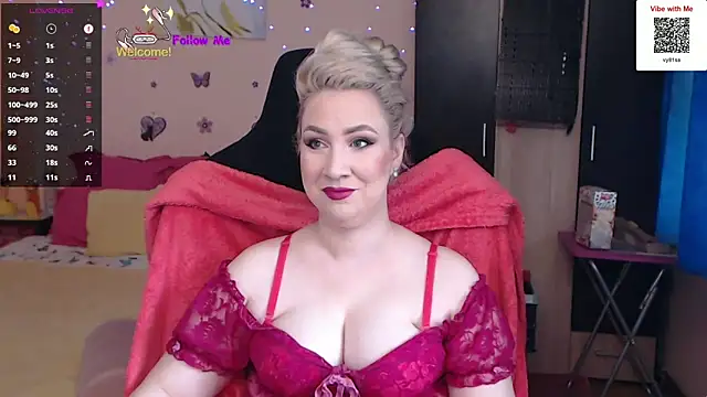 Snapshot of MissLexyGold chatting on February 14, 2025, 11:21 am MissLexyGold online show from February 14, 2025, 11:21 am