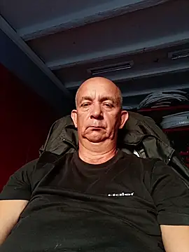 Snapshot of bigcock_marusz chatting on June 23, 2026, 5:11 pm bigcock marusz online show from June 23, 2026, 5:11 pm
