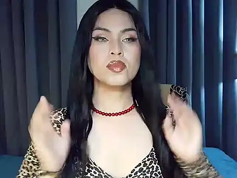 Snapshot of MistressLuna1 chatting on July 10, 2026, 7:38 pm MistressLuna1 online show from July 10, 2026, 7:38 pm