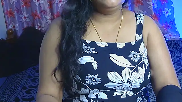 Snapshot of Love_4Sex chatting on July 7, 2026, 11:25 am Love 4Sex online show from July 7, 2026, 11:25 am