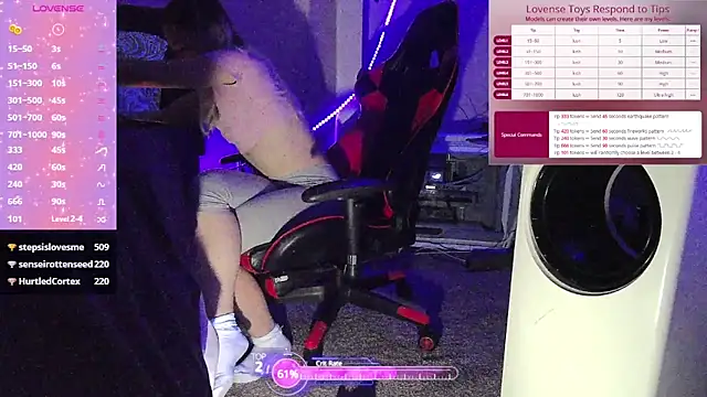 Blondiewithanass online show from March 14, 2025, 5:24 pm