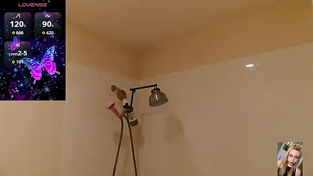 Blondiewithanass online show from February 4, 2026, 1:55 am