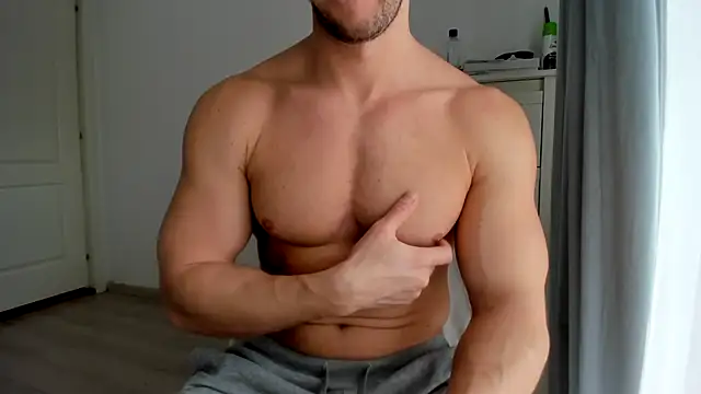 woolfiie online show from February 27, 2025, 9:11 am