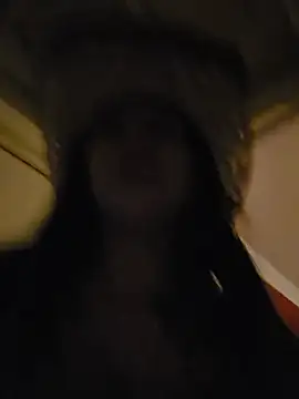Snapshot of LittleMissEeve chatting on June 19, 2026, 3:22 am LittleMissEeve online show from June 19, 2026, 3:22 am