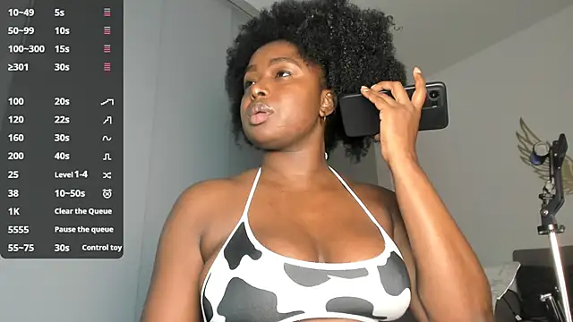 TanishaEvans online show from May 6, 2026, 2:08 am