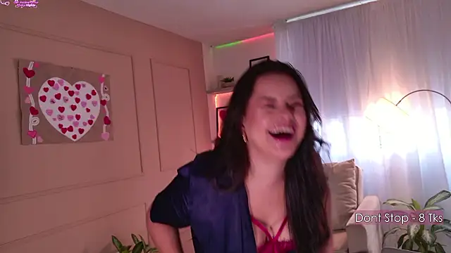 missvale online show from February 18, 2026, 6:04 pm