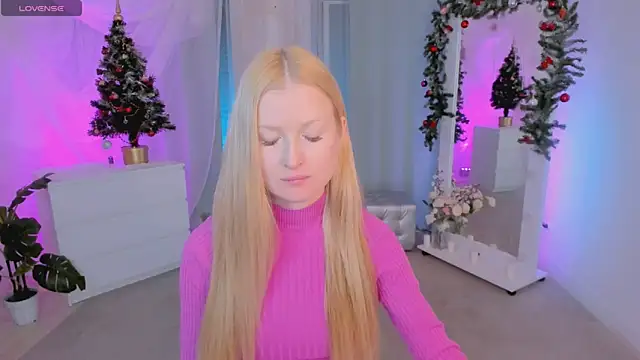 Snapshot of Laly_Peach chatting on December 28, 2024, 3:48 pm Laly Peach online show from December 28, 2024, 3:48 pm