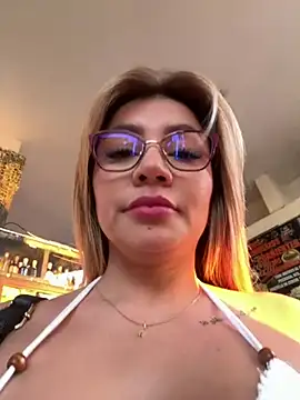 Snapshot of DIANITA_1988 chatting on January 8, 2025, 10:37 pm DIANITA 1988 online show from January 8, 2025, 10:37 pm