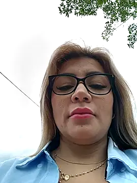 Snapshot of DIANITA_1988 chatting on February 20, 2025, 2:02 pm DIANITA 1988 online show from February 20, 2025, 2:02 pm