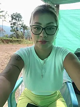 DIANITA 1988 online show from March 13, 2025, 1:40 pm