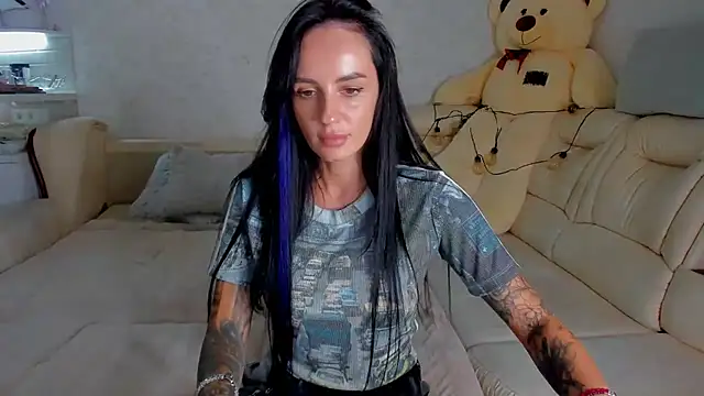 Your Masha online show from March 22, 2025, 6:36 pm