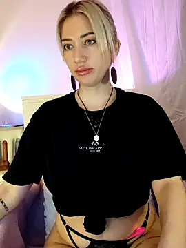 Fuck-Gina online show from April 27, 2026, 9:24 pm
